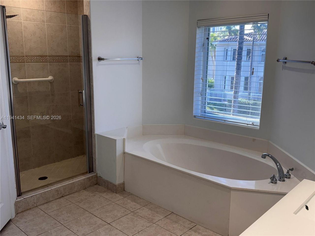 3102 NE 210th Ter , Aventura, FL 33180 Photo