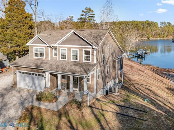 595 Lovers Lane, Lancaster, VA 22503