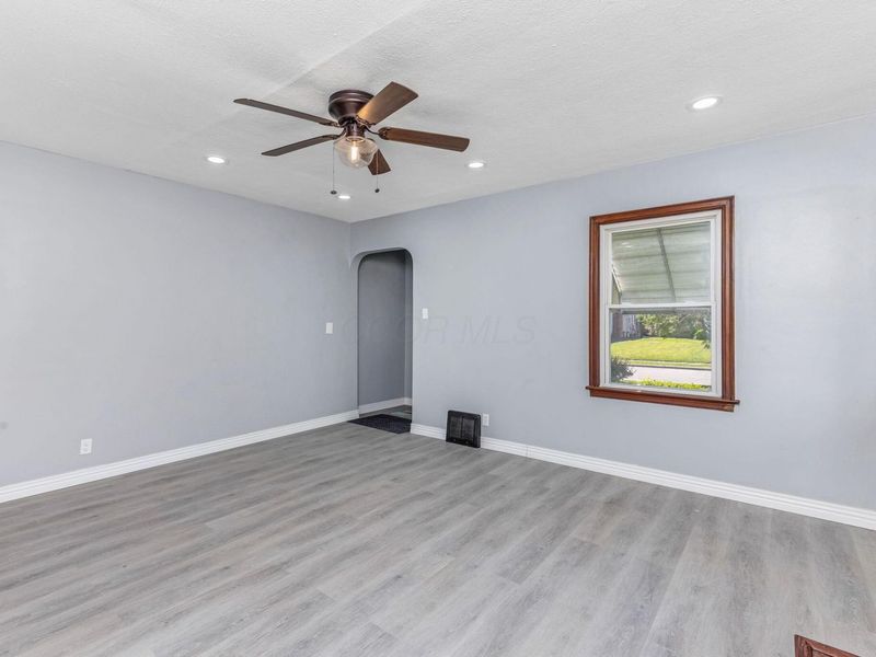 1760 E Sycamore Street, Columbus, OH 43206 Photo 8