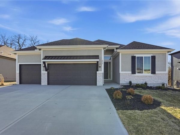 2717 SW 12th Street, Lee's Summit, MO 64081