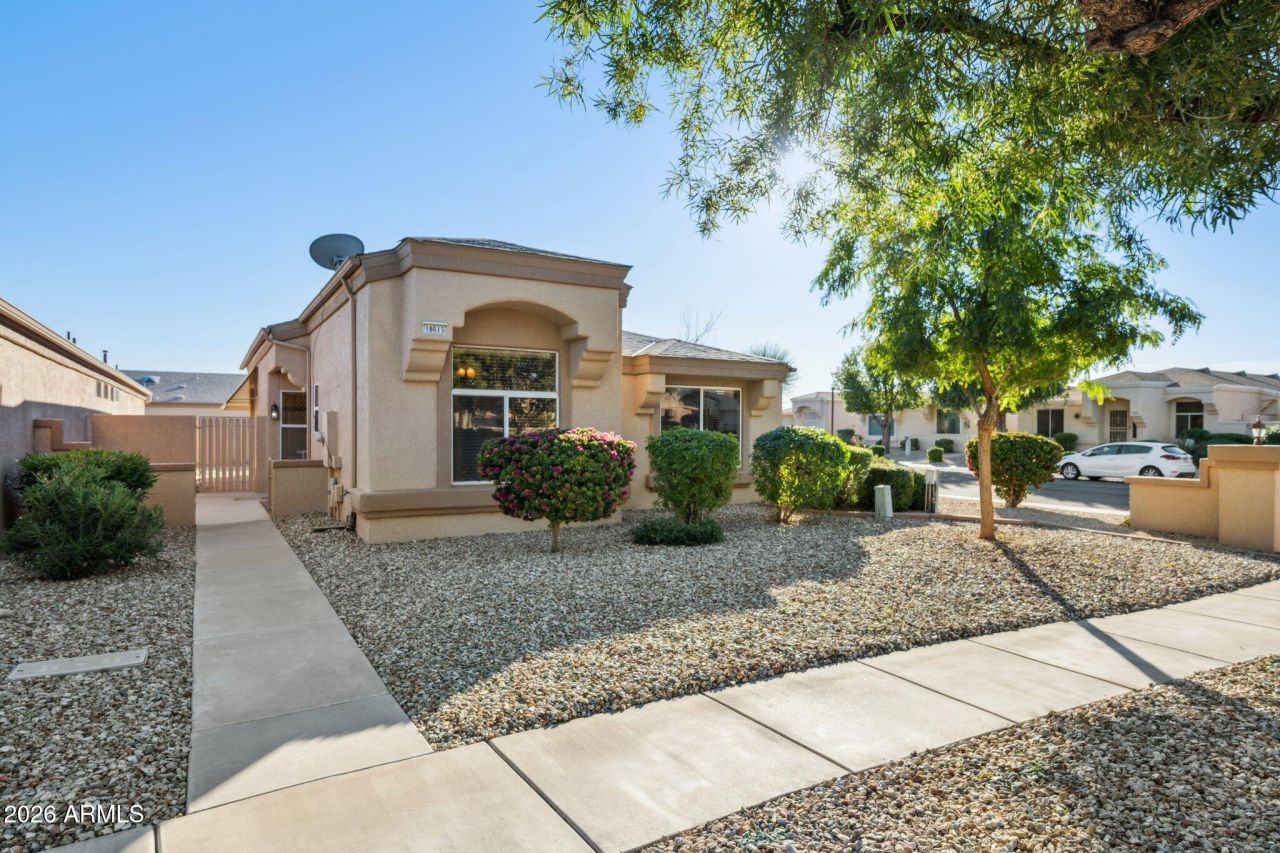 18615 N 136th Drive, Sun City West, AZ 85375 Main Photo