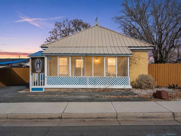 309 Cromwell Avenue SE, Albuquerque, NM 87102