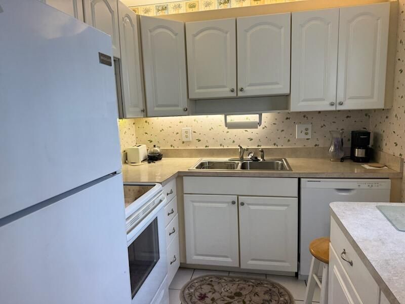 2600 SE Ocean Boulevard, Unit E5, Stuart, FL 34996 Photo