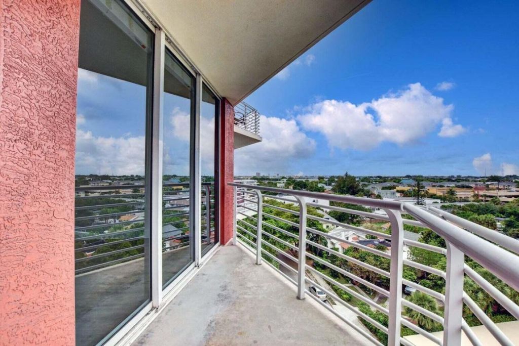 1551 N Flagler Drive, Unit 806, West Palm Beach, FL 33401 Photo