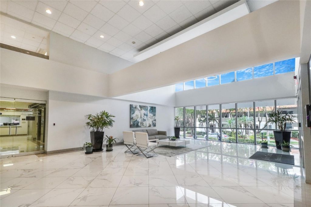 531 N Ocean Blvd, Unit 1809, Pompano Beach, FL 33062 Photo