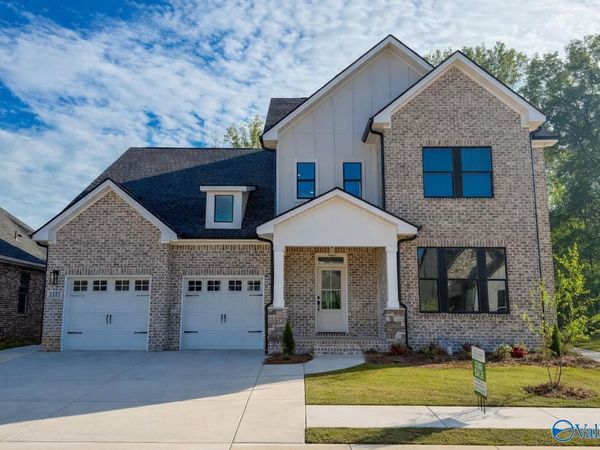 2111 Bloomfell Bend, Huntsville, AL 35802