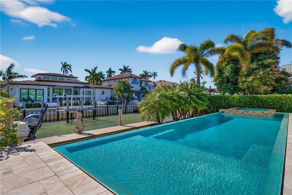 1330 Marlin Dr , Naples, FL 34102 Photo