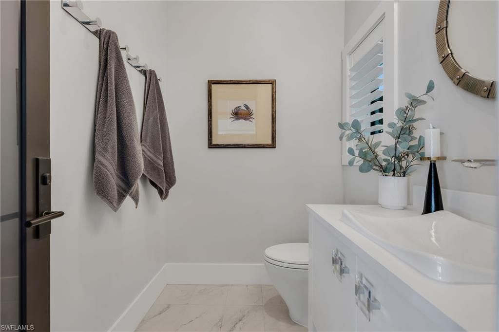 2025 Crayton Rd, Naples, FL 34102 Photo