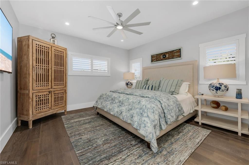 2025 Crayton Rd, Naples, FL 34102 Photo