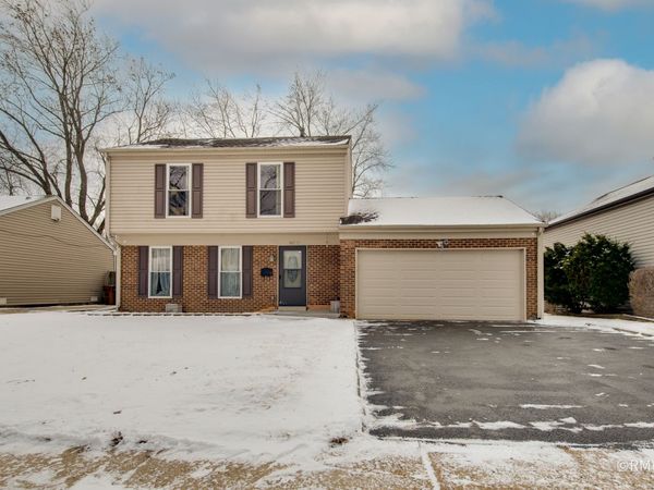147 W Altgeld Avenue, Glendale Heights, IL 60139
