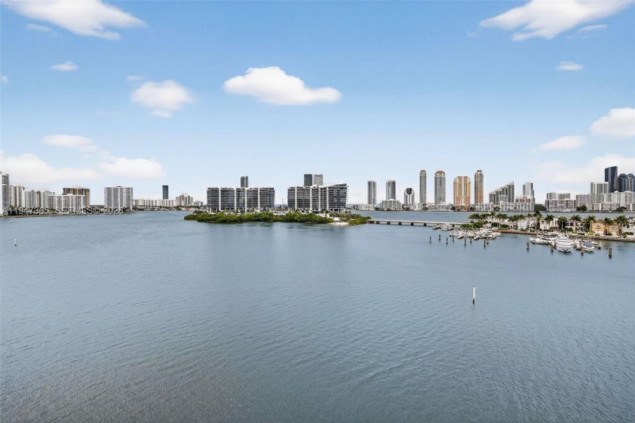 3201 NE 183rd St, Unit 906, Aventura, FL 33160 Photo