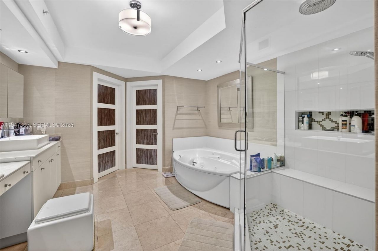 3201 NE 183rd St, Unit 906, Aventura, FL 33160 Photo