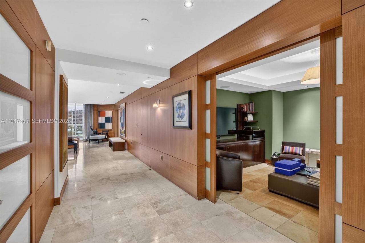 3201 NE 183rd St, Unit 906, Aventura, FL 33160 Photo