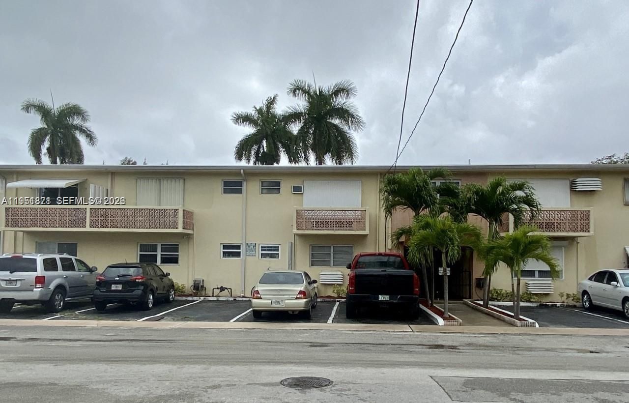 Please Call For Address, Unit 111, North Miami, FL 33181 Photo