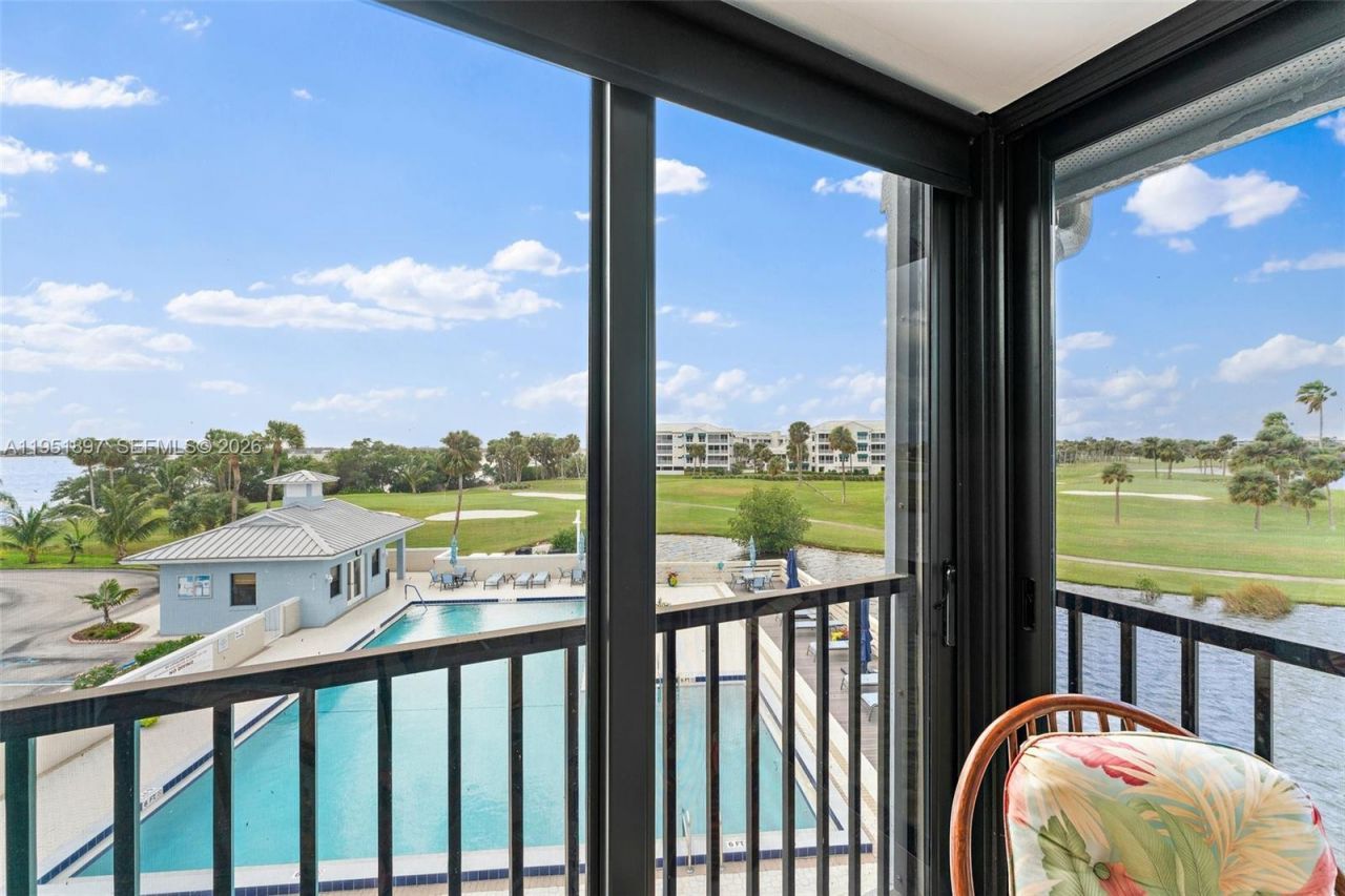 40 NE Plantation Rd, Unit 301, Hutchinson Island, FL 34996 Photo