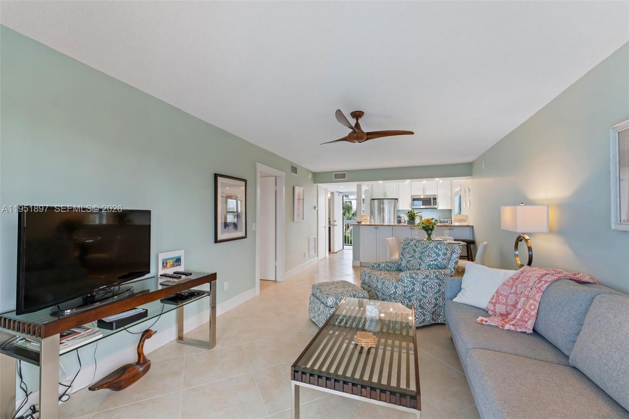 40 NE Plantation Rd, Unit 301, Hutchinson Island, FL 34996 Photo