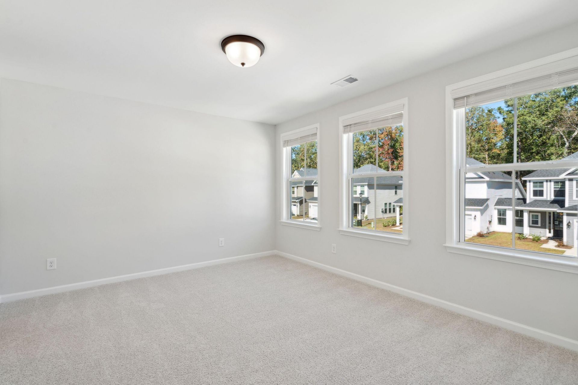 723 Alma Square Drive Photo 24