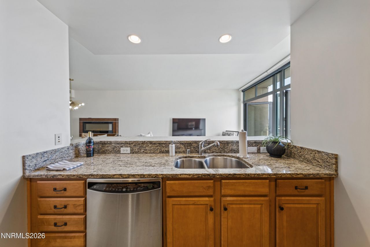 50 N Sierra Street, Unit 903, Reno, NV 89501 Photo