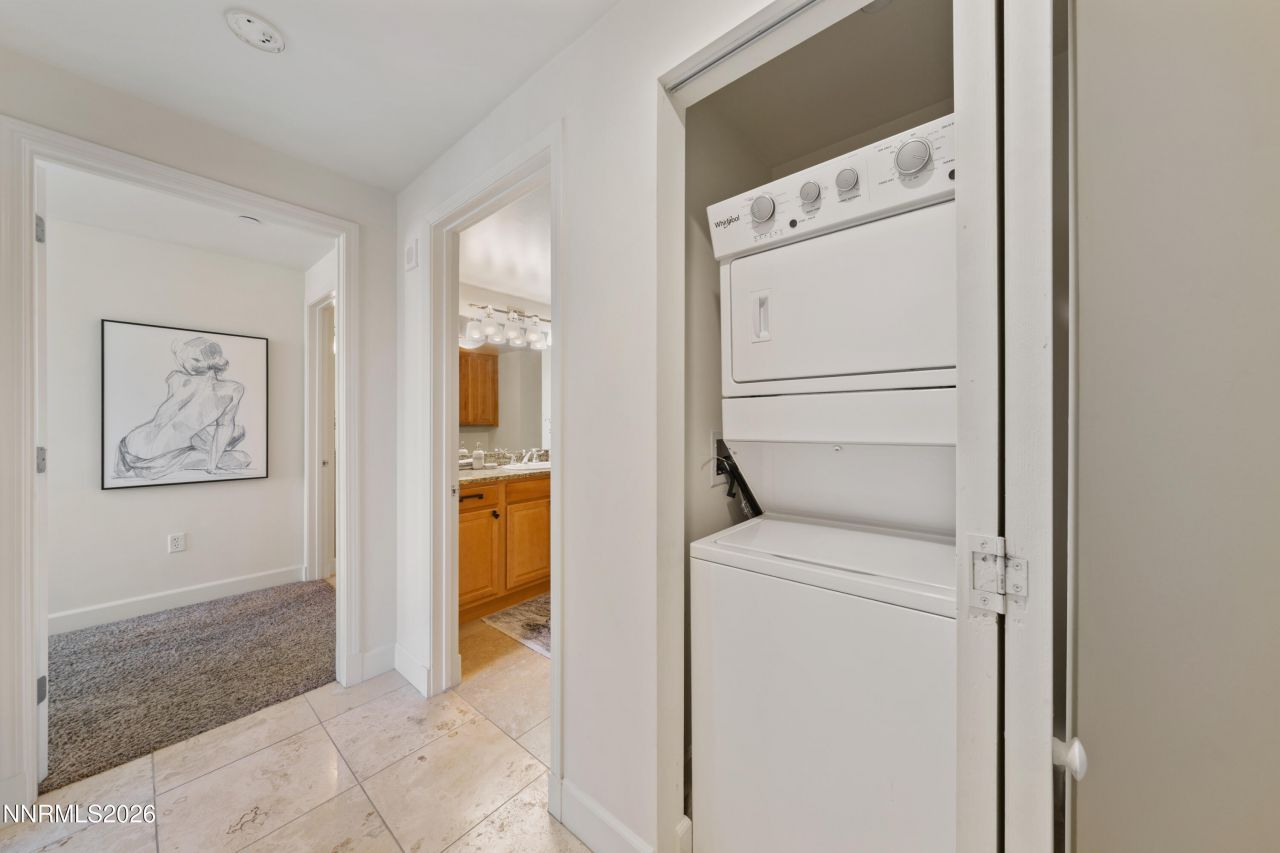 50 N Sierra Street, Unit 903, Reno, NV 89501 Photo
