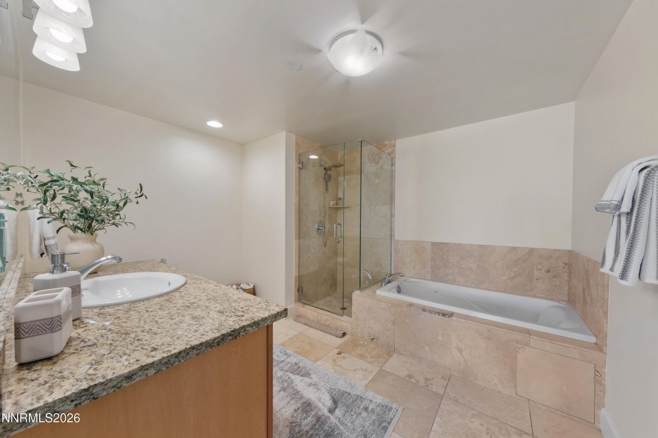 50 N Sierra Street, Unit 903, Reno, NV 89501 Photo