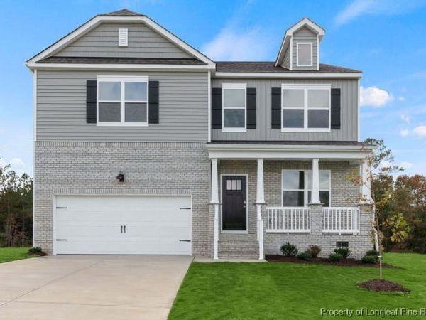 40 Charlies Bend Way, Spring Lake, NC 28390