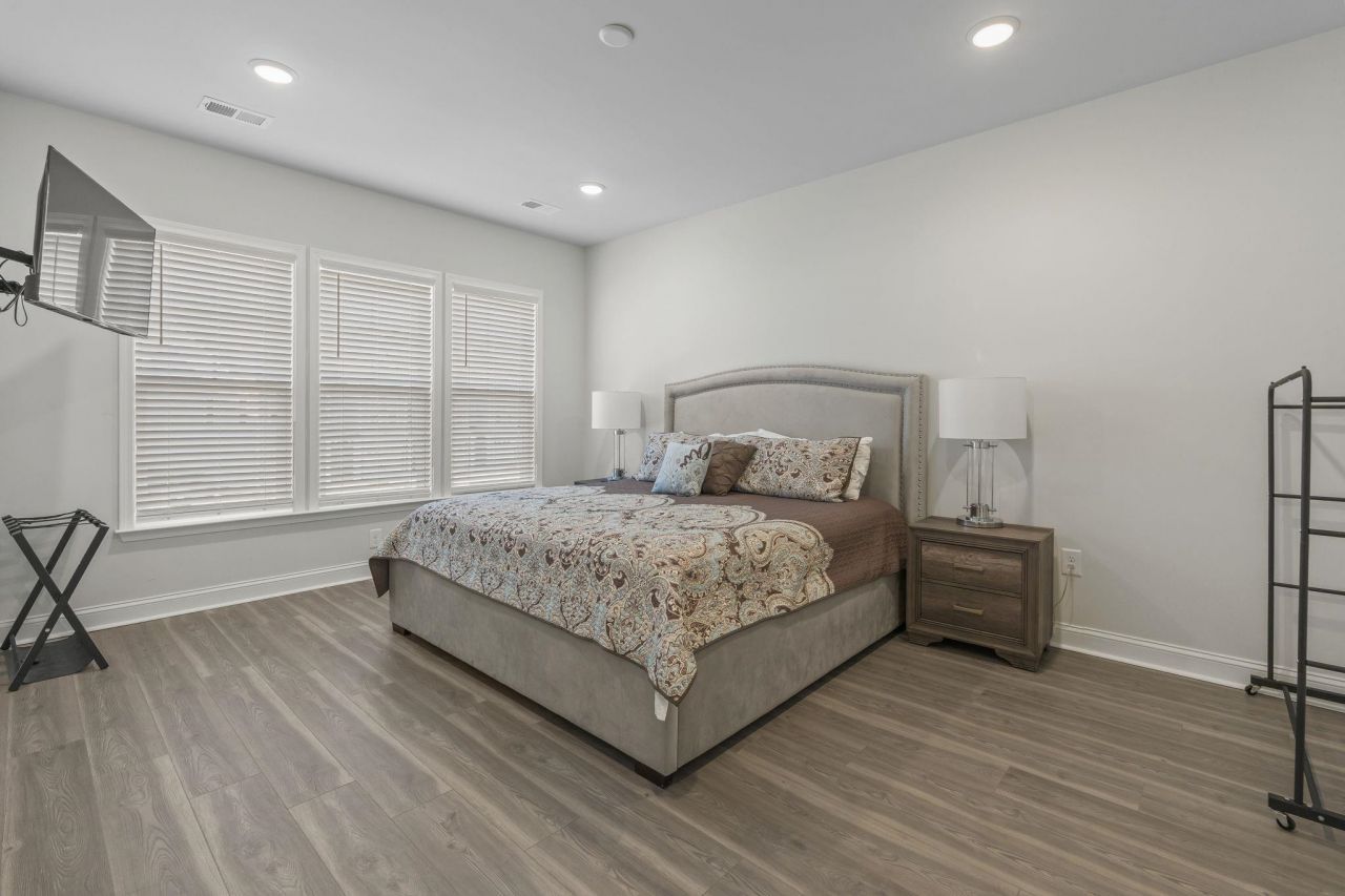 5129 Double Eagle Way Photo 14