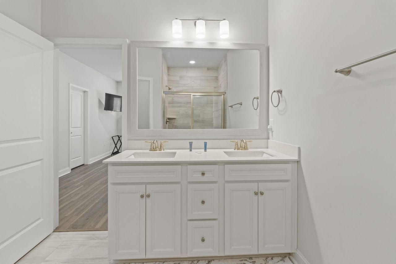 5129 Double Eagle Way Photo 17