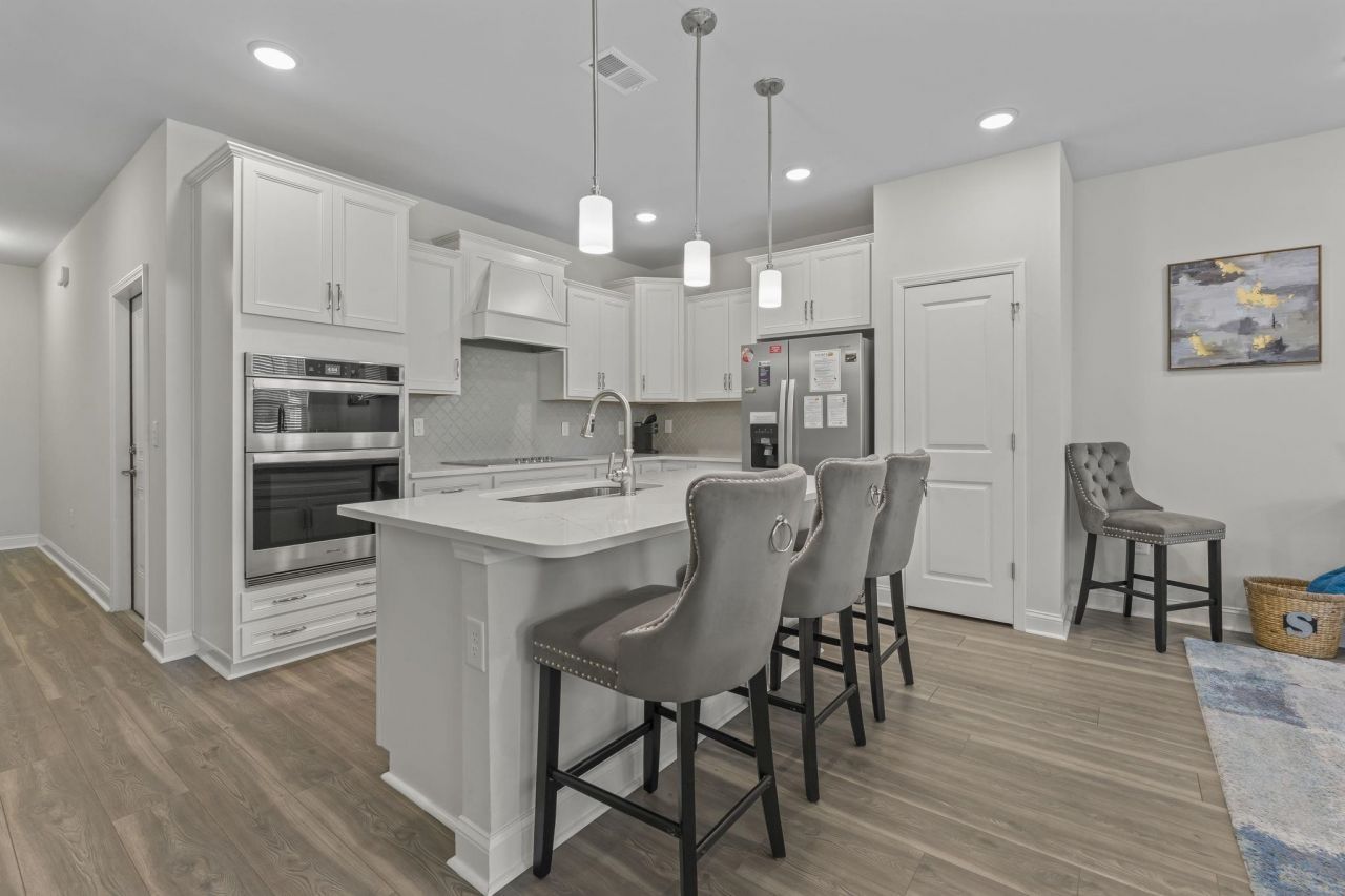 5129 Double Eagle Way Photo 6