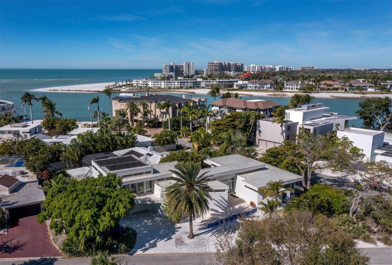 1235 Center Place, Sarasota, FL 34236 Photo