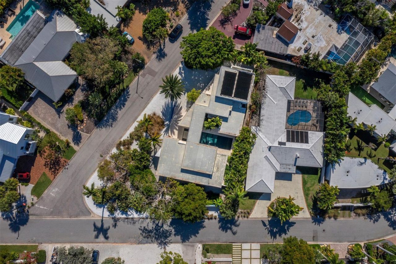 1235 Center Place, Sarasota, FL 34236 Photo