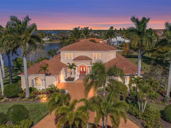 6123 9TH AVENUE CIRCLE NE, BRADENTON, FL 34212