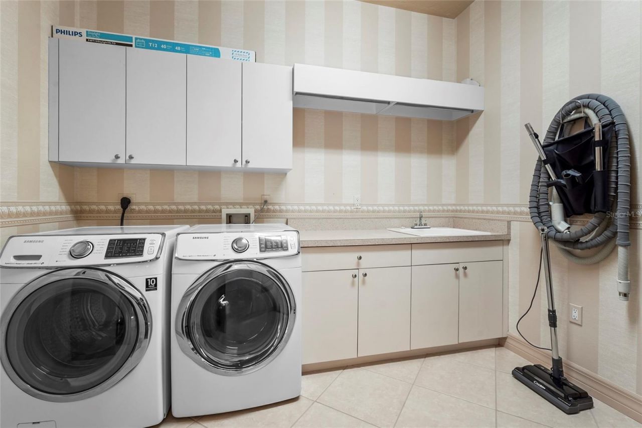 6123 9th Avenue Circle Ne, Bradenton, FL 34212 Photo