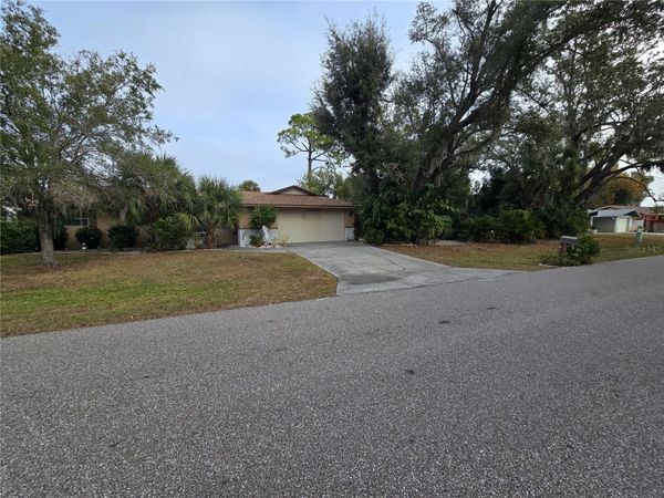 22200 ONEIDA AVENUE, PORT CHARLOTTE, FL 33952