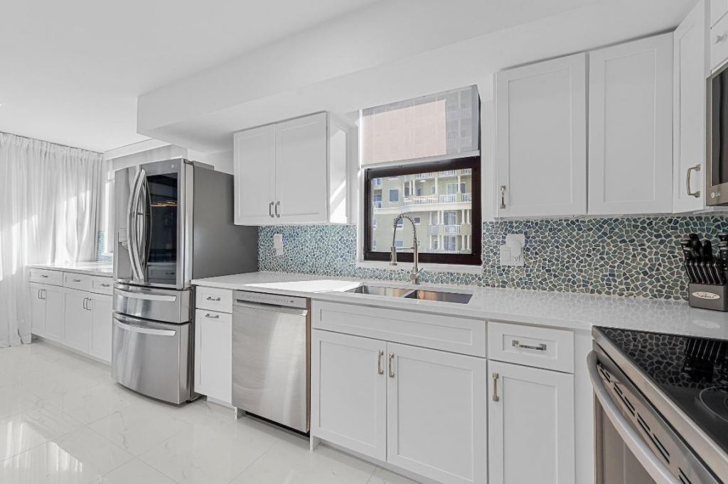 5380 N Ocean Drive, Unit 8c, Singer Island, FL 33404 Photo