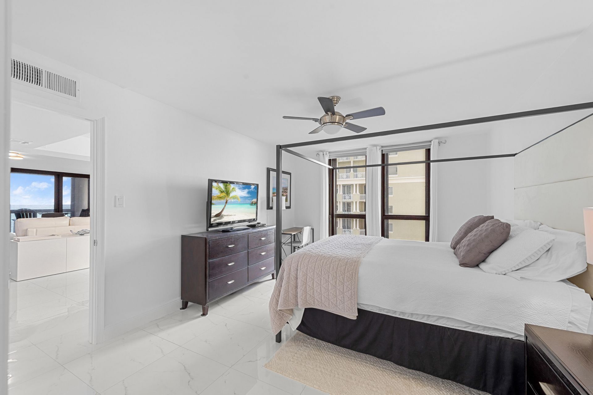 5380 N Ocean Drive, Unit 8c, Singer Island, FL 33404 Photo