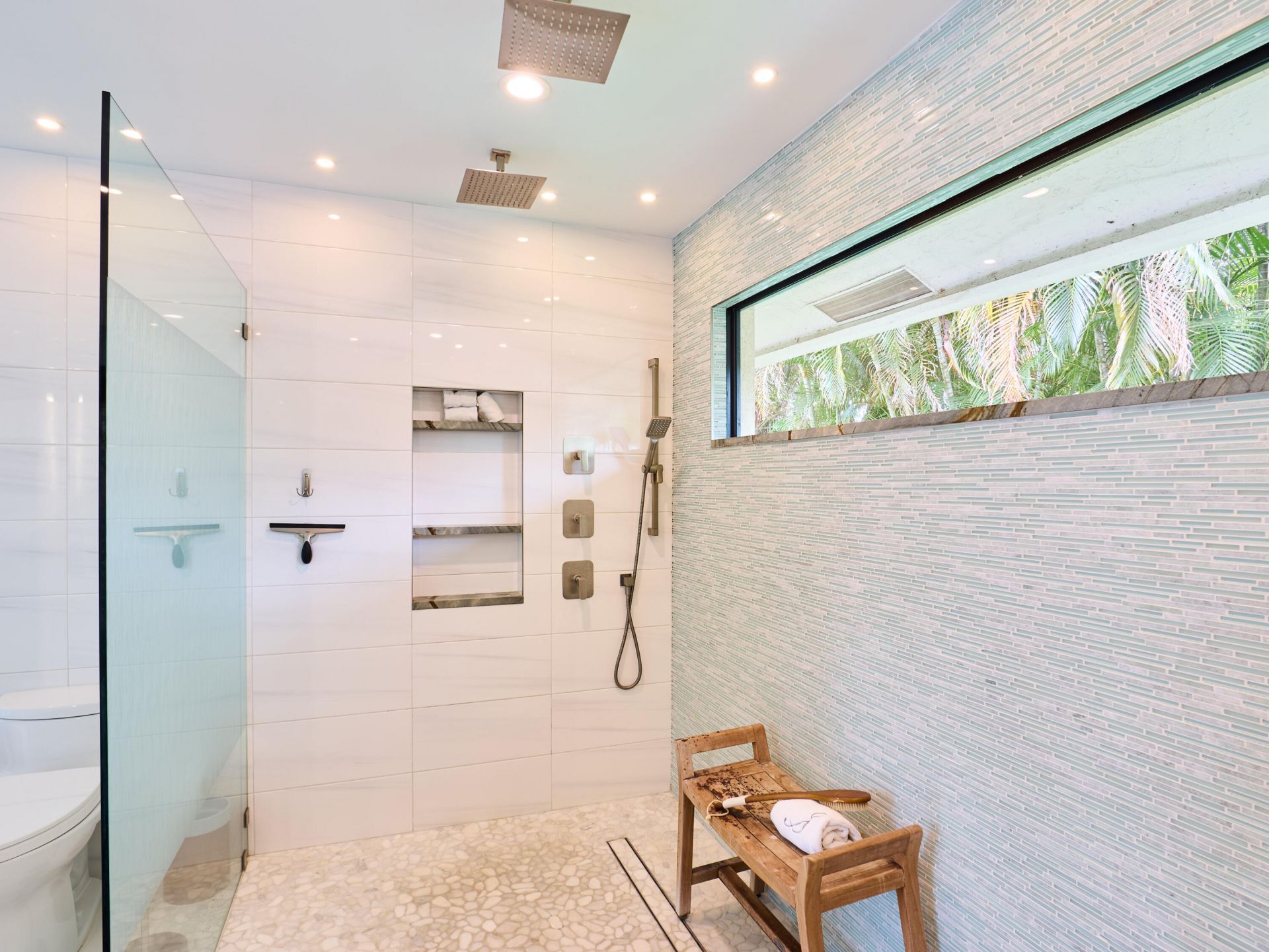 3700 Embassy Drive, West Palm Beach, FL 33401 Photo