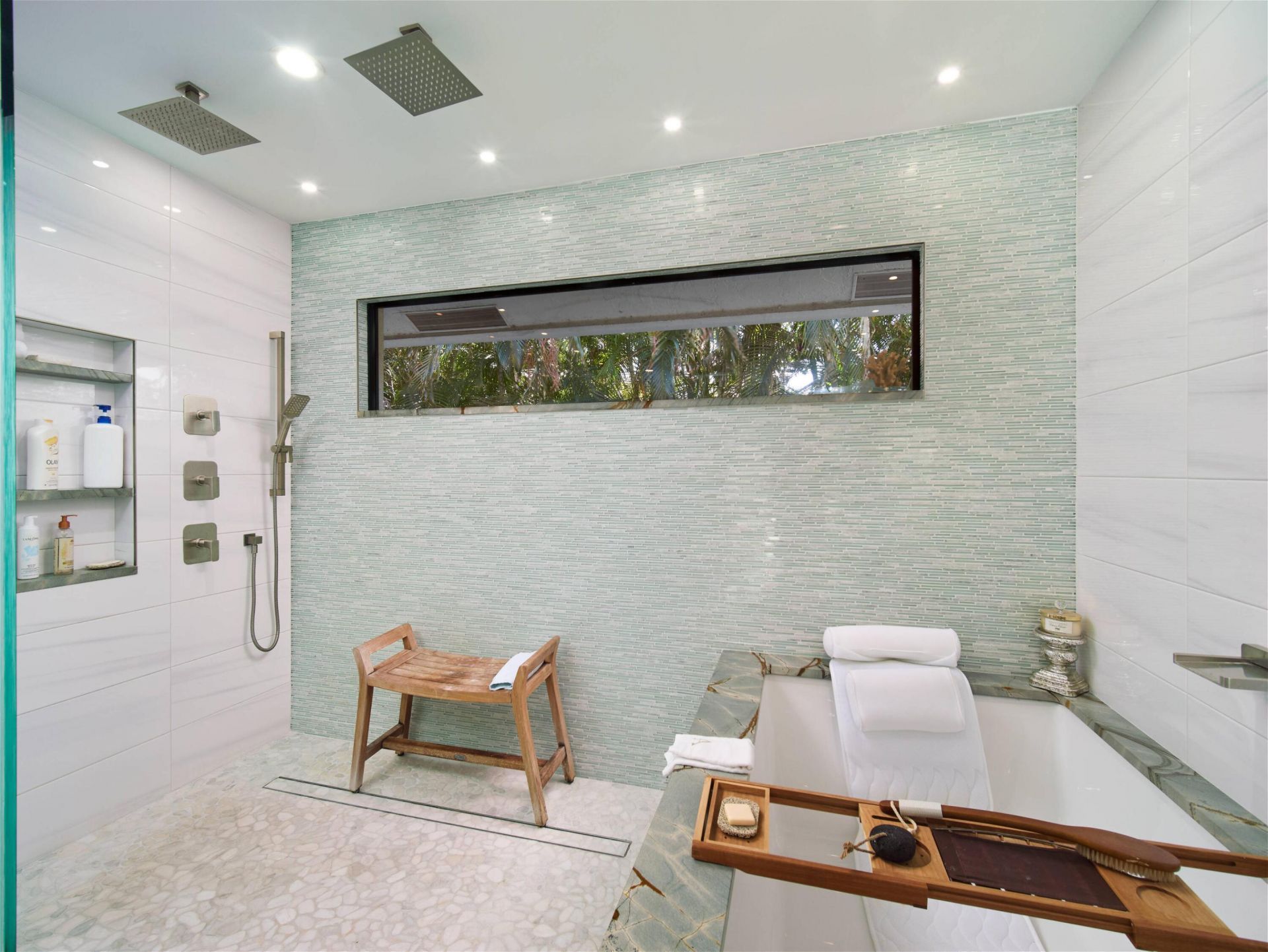 3700 Embassy Drive, West Palm Beach, FL 33401 Photo