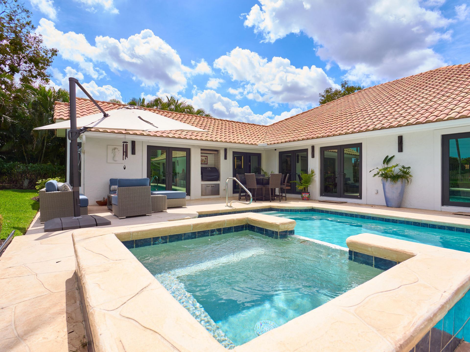 3700 Embassy Drive, West Palm Beach, FL 33401 Photo