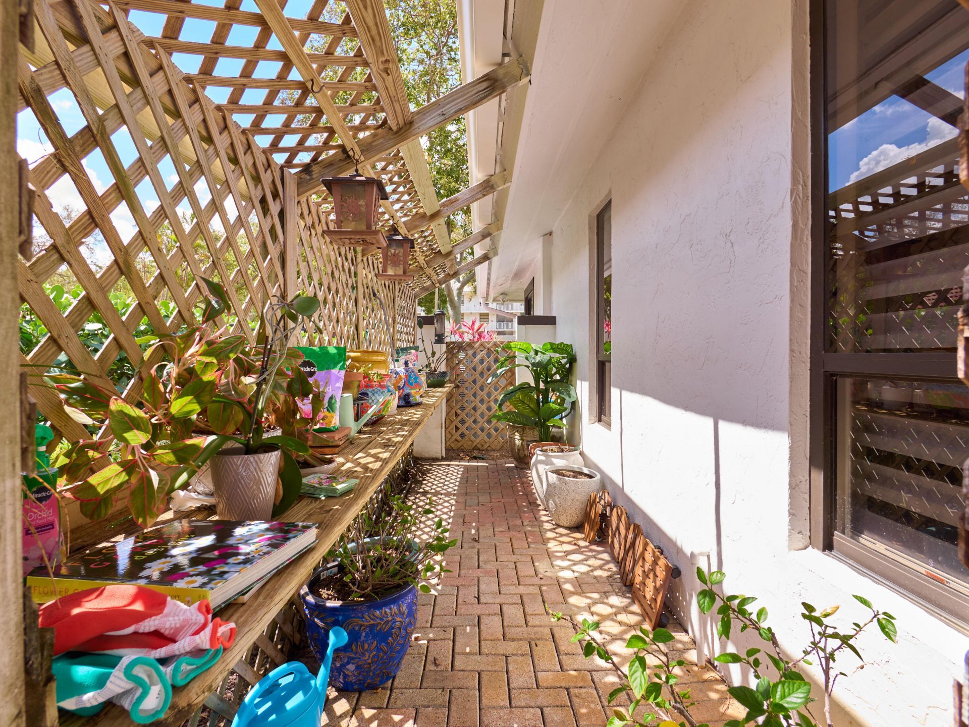 3700 Embassy Drive, West Palm Beach, FL 33401 Photo