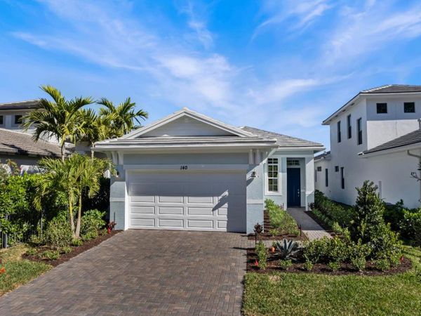 140 SE Via Tirso, Port St. Lucie, FL 34952