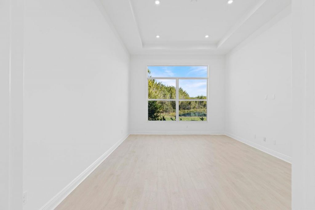 140 SE Via Tirso, Port Saint Lucie, FL 34952 Photo