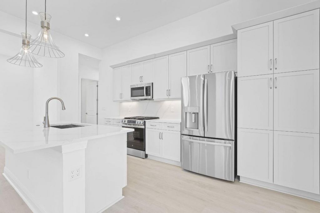 140 SE Via Tirso, Port Saint Lucie, FL 34952 Photo