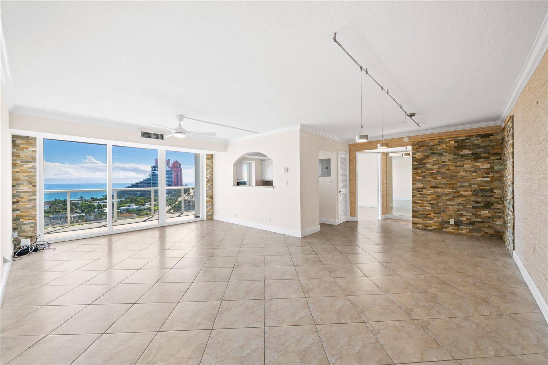 2701 N Ocean Boulevard, Unit 15C, Fort Lauderdale, FL 33308 Photo