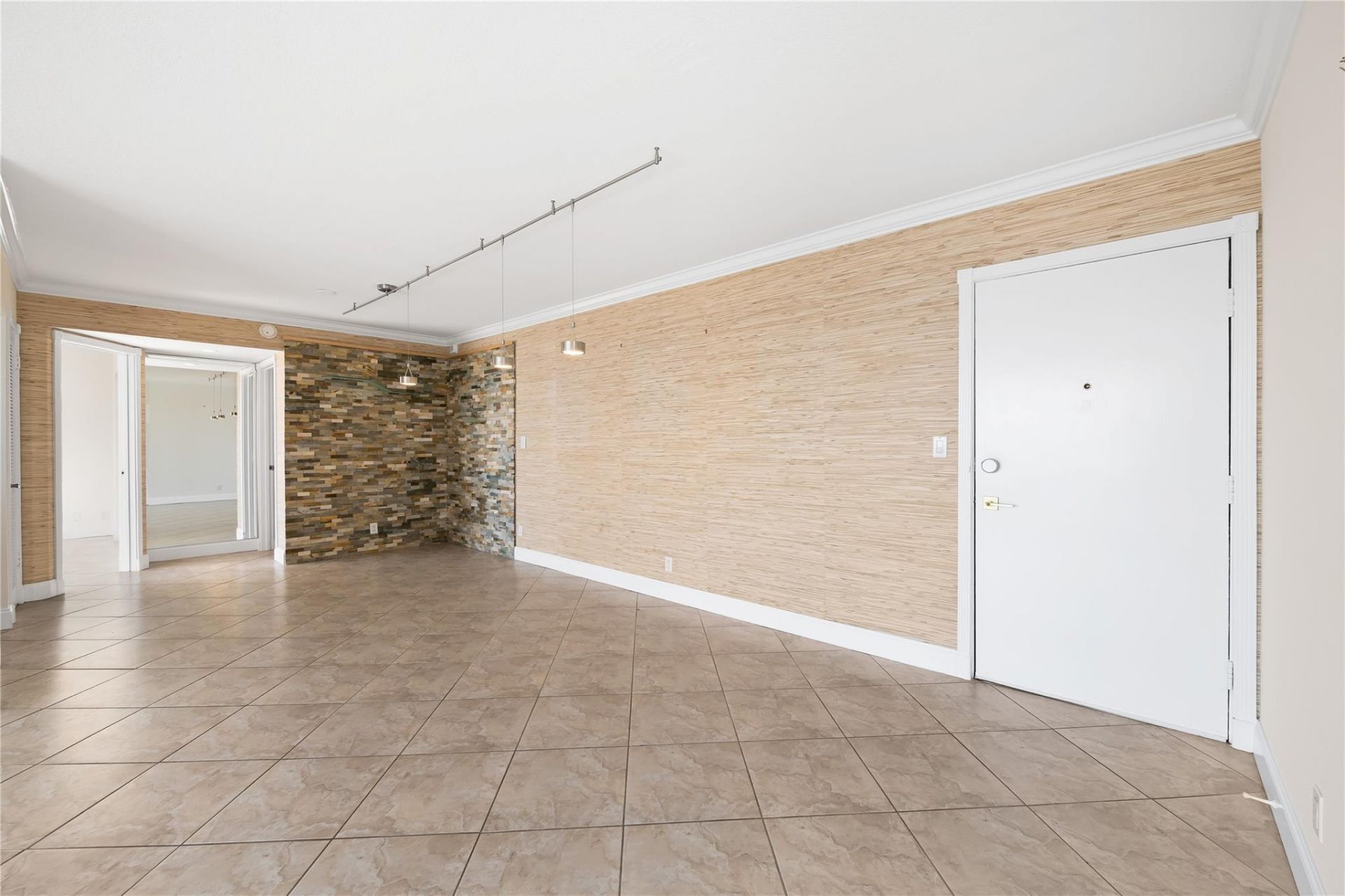 2701 N Ocean Boulevard, Unit 15C, Fort Lauderdale, FL 33308 Photo