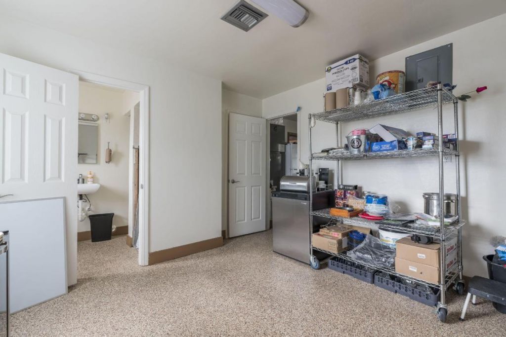 945 Miner Road, Lake Worth, FL 33462 Photo