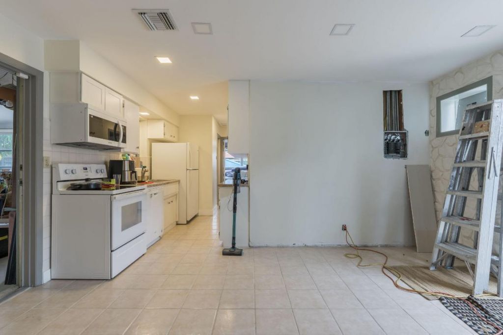 945 Miner Road, Lake Worth, FL 33462 Photo