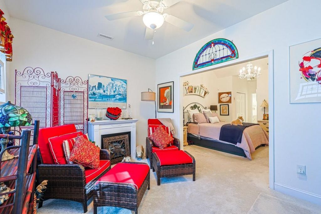 815 Botany Loop Photo 14