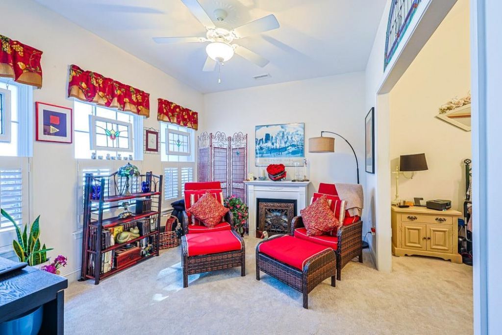 815 Botany Loop Photo 15