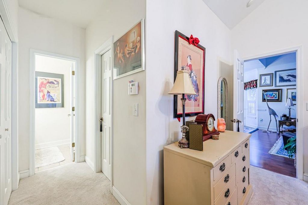 815 Botany Loop Photo 19