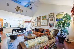 815 Botany Loop photo 4